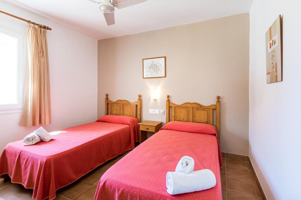 Apartamentos Arenal Playa بونتا غروسا المظهر الخارجي الصورة