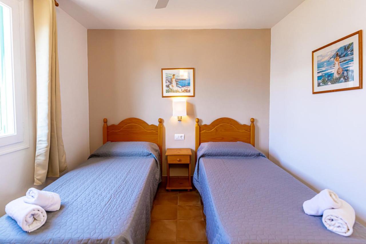Apartamentos Arenal Playa بونتا غروسا المظهر الخارجي الصورة