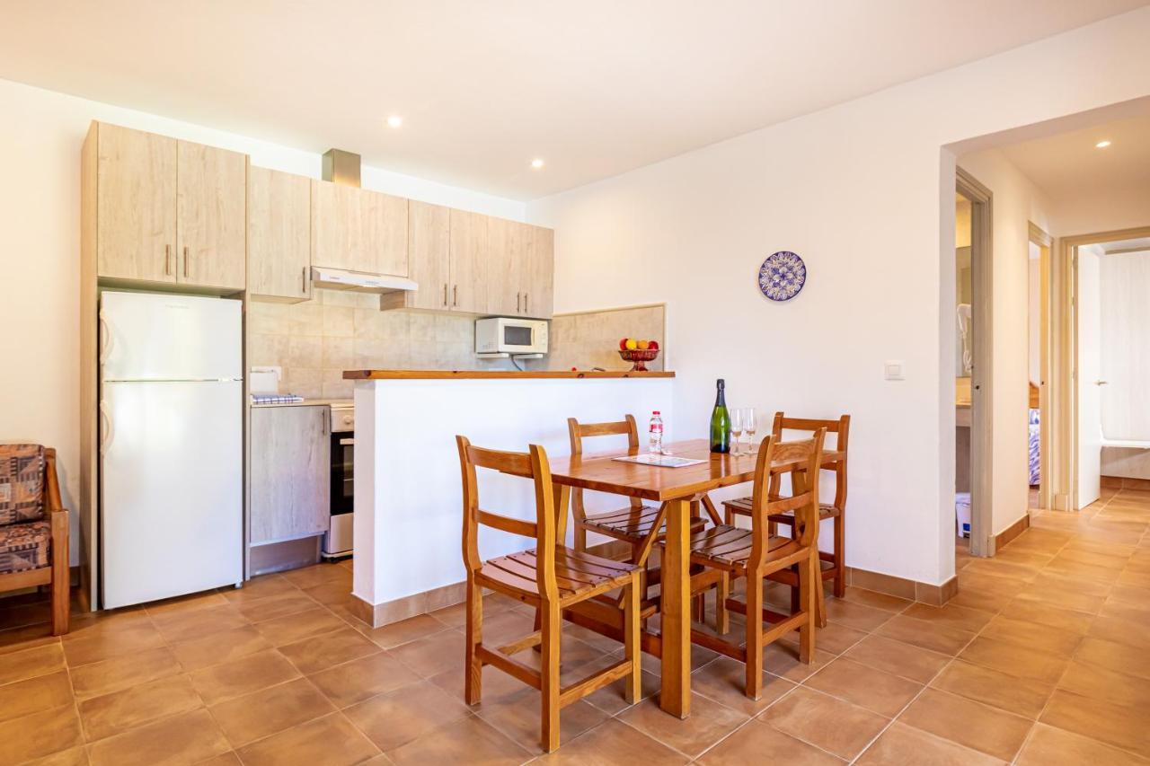 Apartamentos Arenal Playa بونتا غروسا المظهر الخارجي الصورة